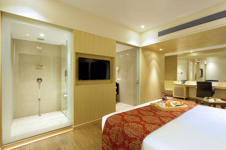 Room 19 of 42