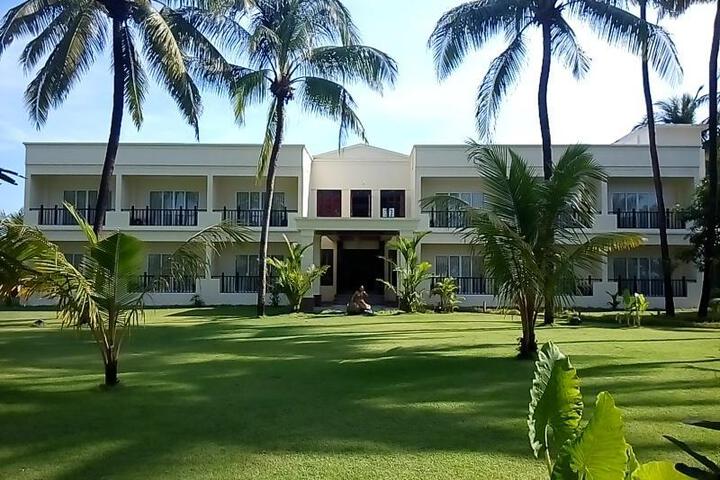 Silver Beach Hotel