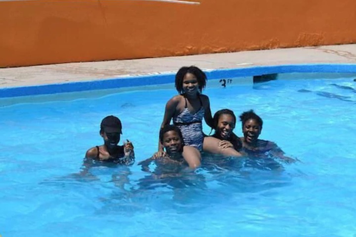 Pool 32 of 37