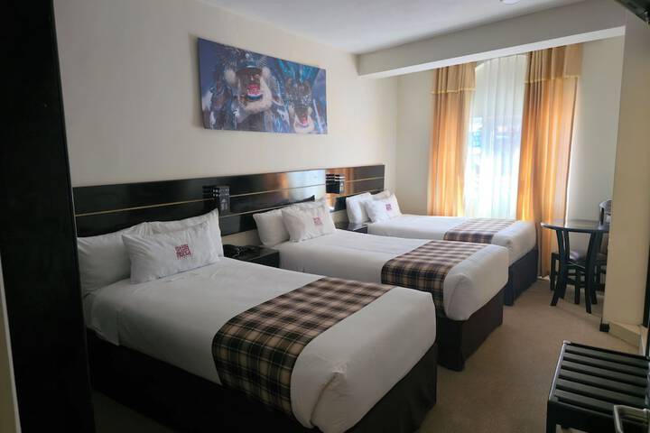Room 17 of 43