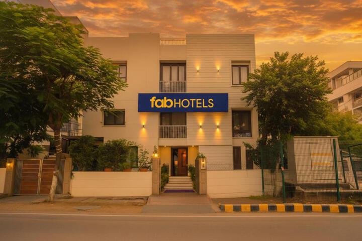 Hotel 16 of 23