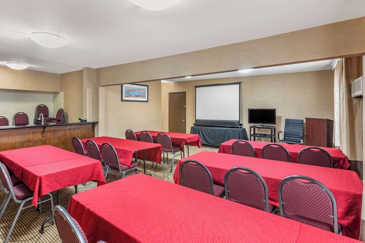 Meeting facility
