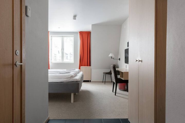 Room 426 of 865
