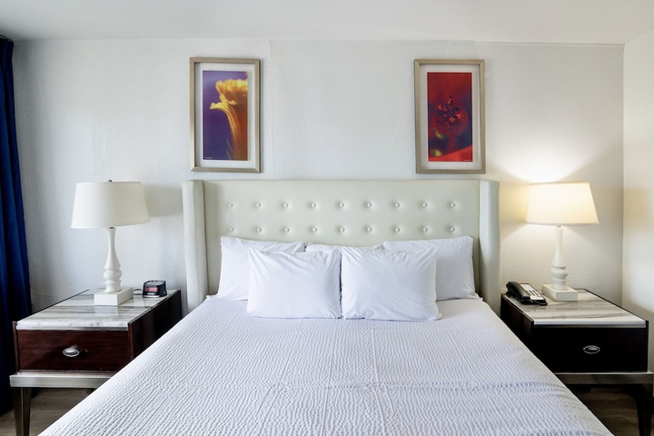 Room 8 of 35