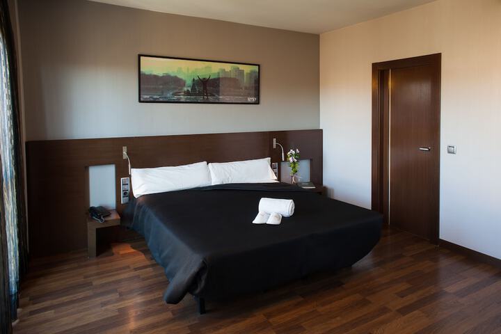 Room 4 of 46