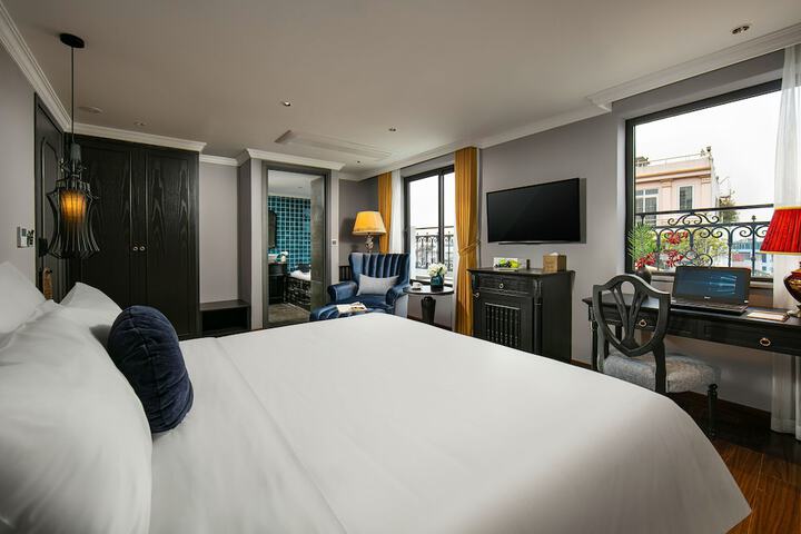 Room 14 of 72