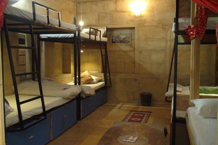 Room 17 of 41