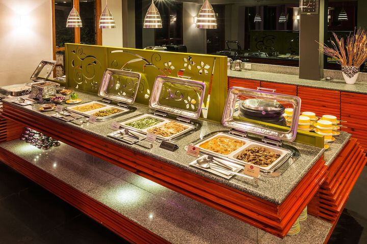 Dining 59 of 120