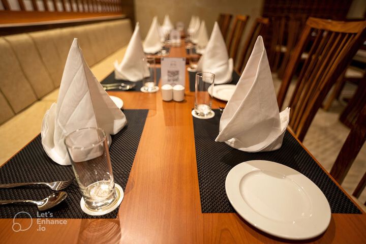 Dining 15 of 22