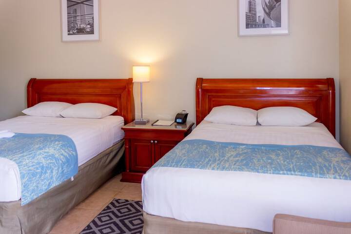 Room 5 of 139