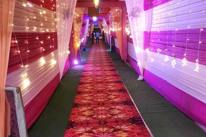 Ballroom/Hall 40 of 77