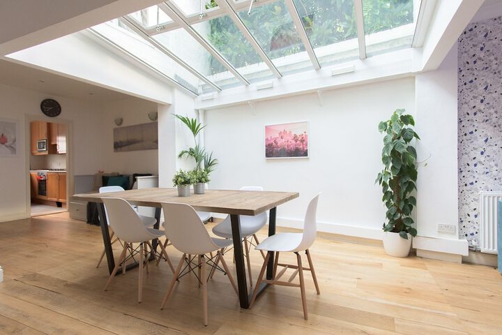 Room 15 of 29