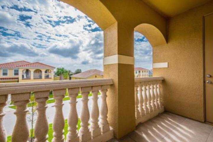 Villa on Oaktree 46145e in Davenport, FL