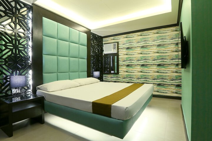 Room 5 of 56