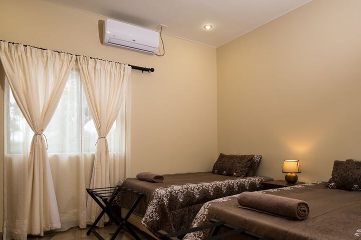Room 2 of 29