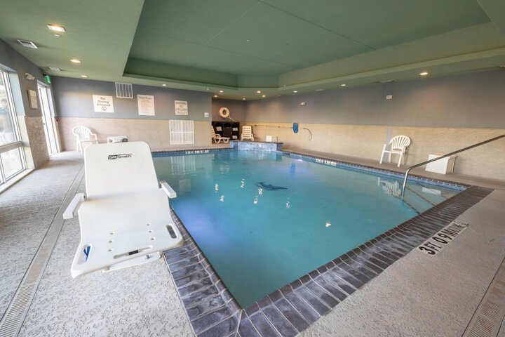 Pool 8 of 40