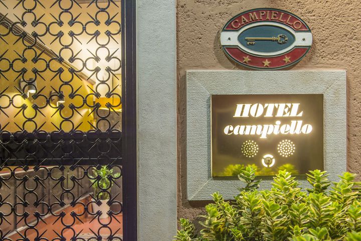 Hotel 82 of 83