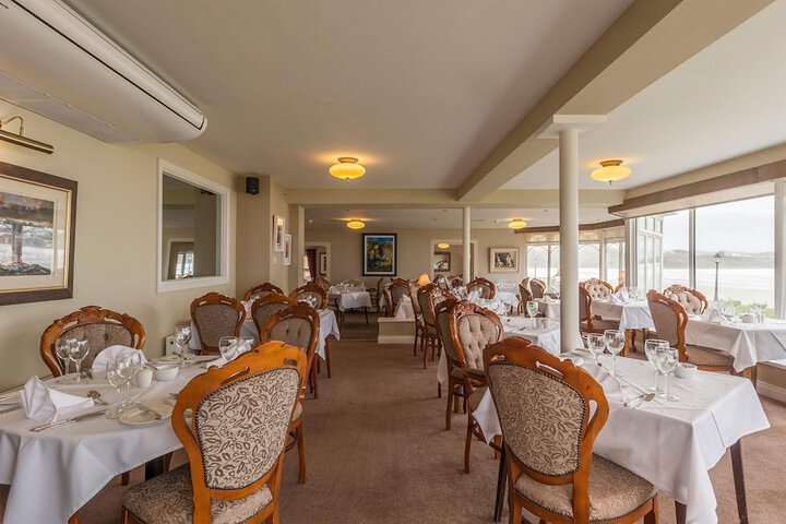Dining 46 of 67