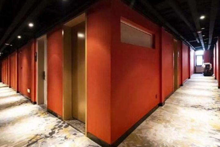 Jing Hotel