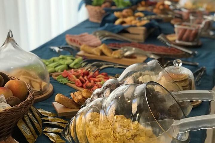 Breakfast/Coffee Service 50 of 67
