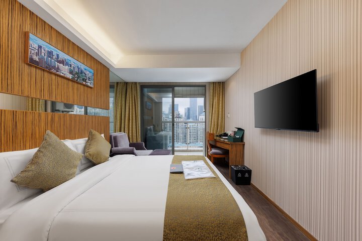 Room 5 of 41