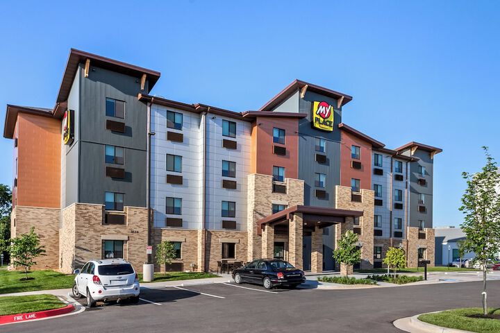 My Place Hotel-Bentonville Rogers AR in Rogers, AR