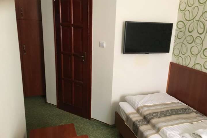 Room 20 of 48