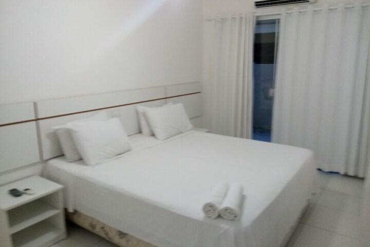 Room 4 of 36