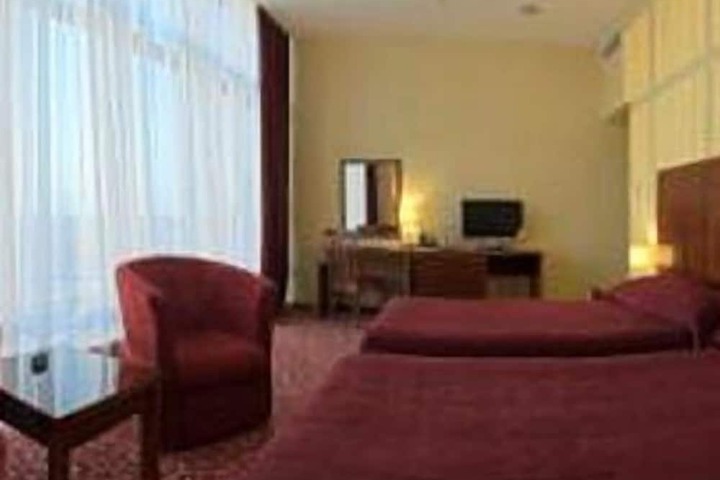 Room 16 of 63