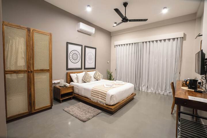 Room 26 of 117