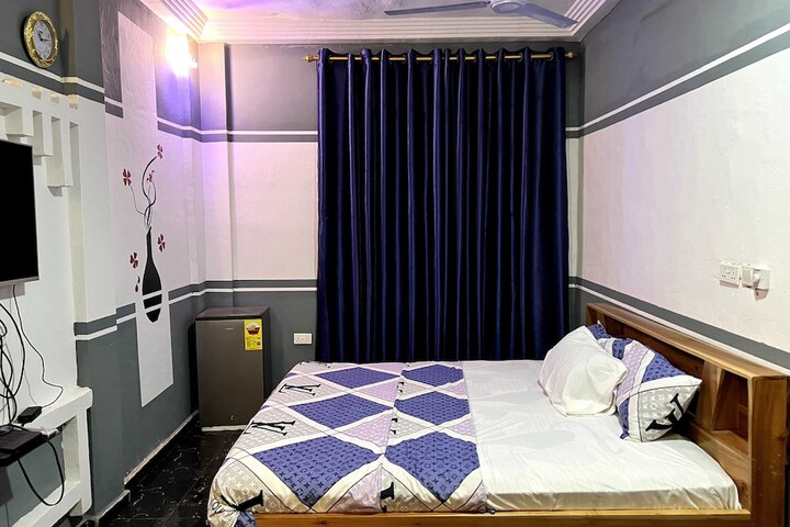 Room 11 of 60