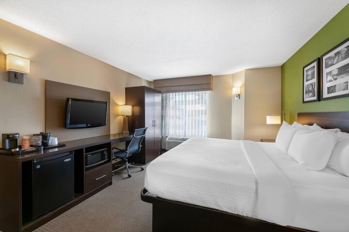 Room 31 of 63