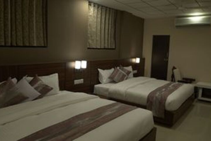 Room 14 of 21