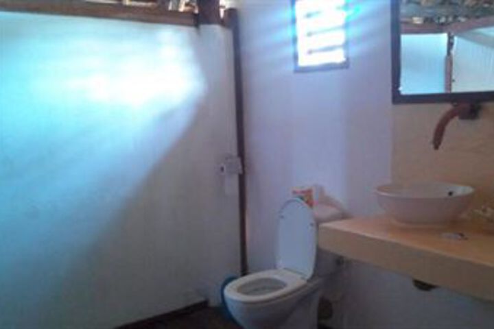 Room 2 of 19