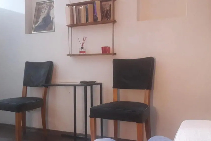Room 12 of 17