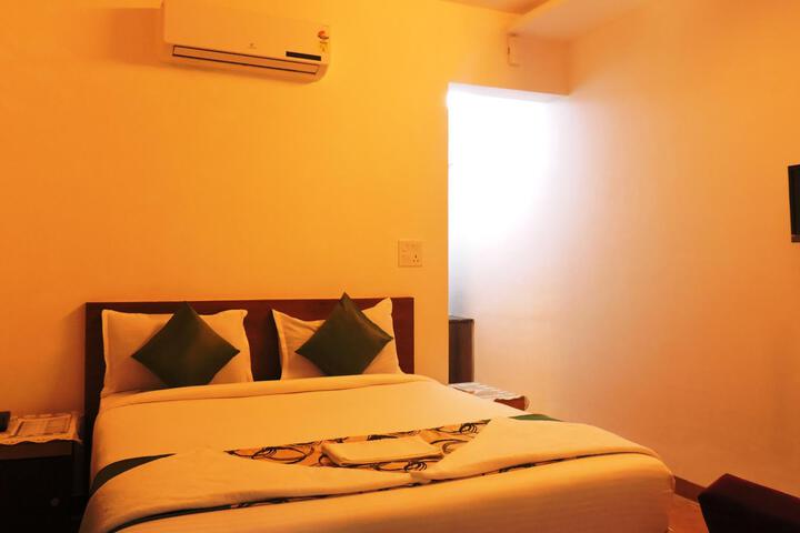 Room 2 of 5