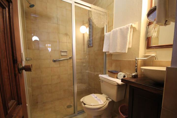 Room 15 of 19