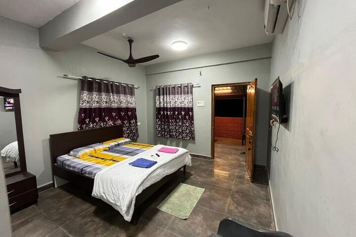 Room 10 of 10