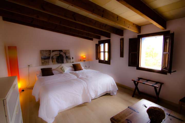 Room 13 of 61