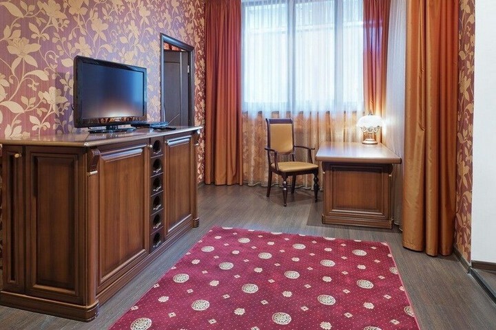 Room 23 of 36