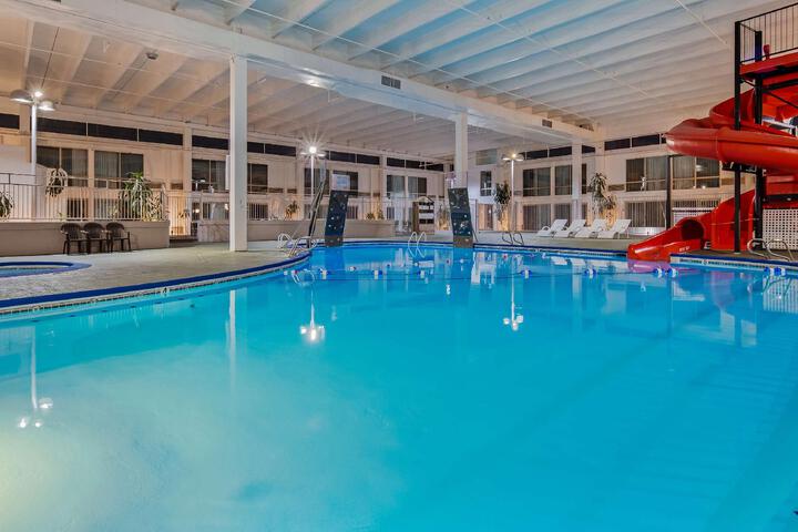 Pool 18 of 18