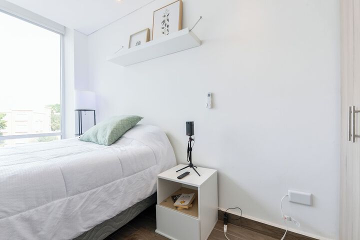 Room 43 of 270