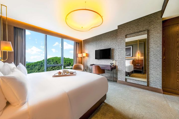 Room 41 of 202