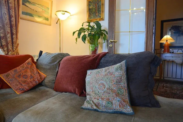 Room 3 of 23