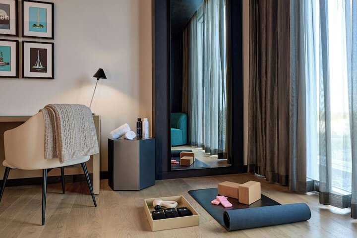 Room 14 of 79