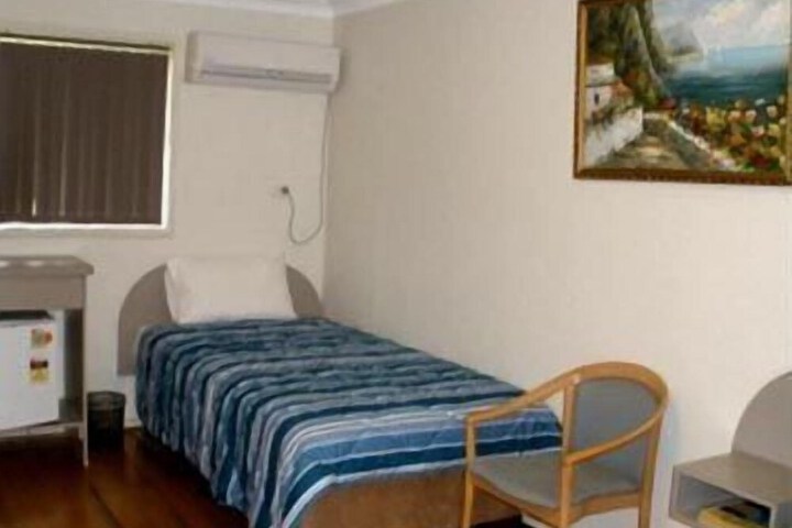 Room 9 of 55