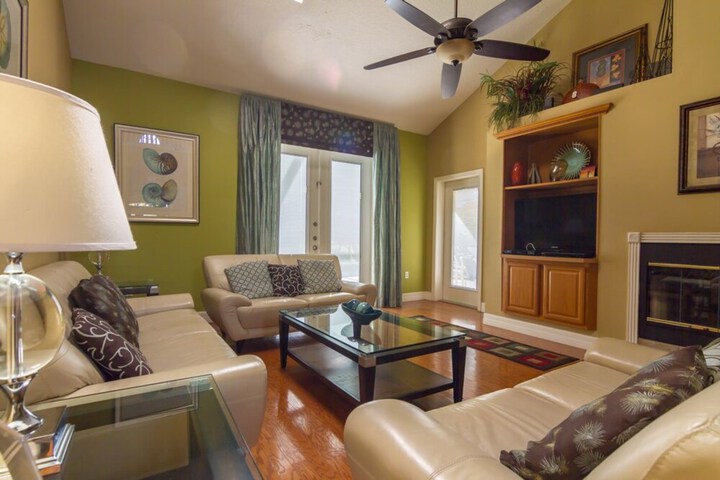 Hotel Interior 25 of 27