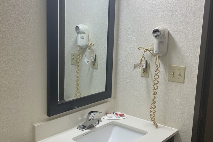 Room 35 of 45
