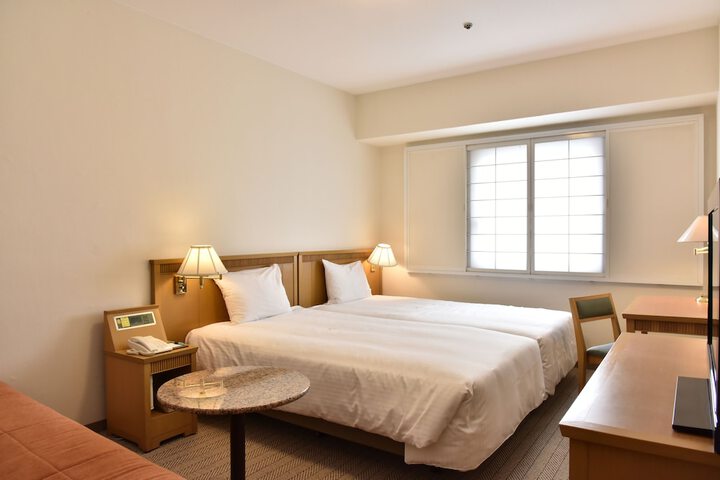 Room 7 of 89