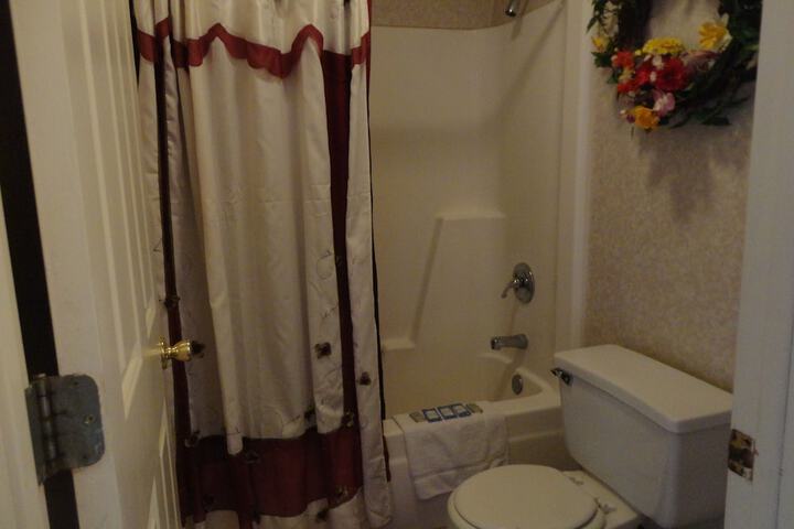 Room 17 of 23
